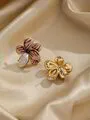 Луксозни обеци SHIC FLOWER с барокова перла и цветен емайл