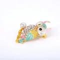 Луксозна брошка OWL PEARL с естествена култивирана перла и кристали