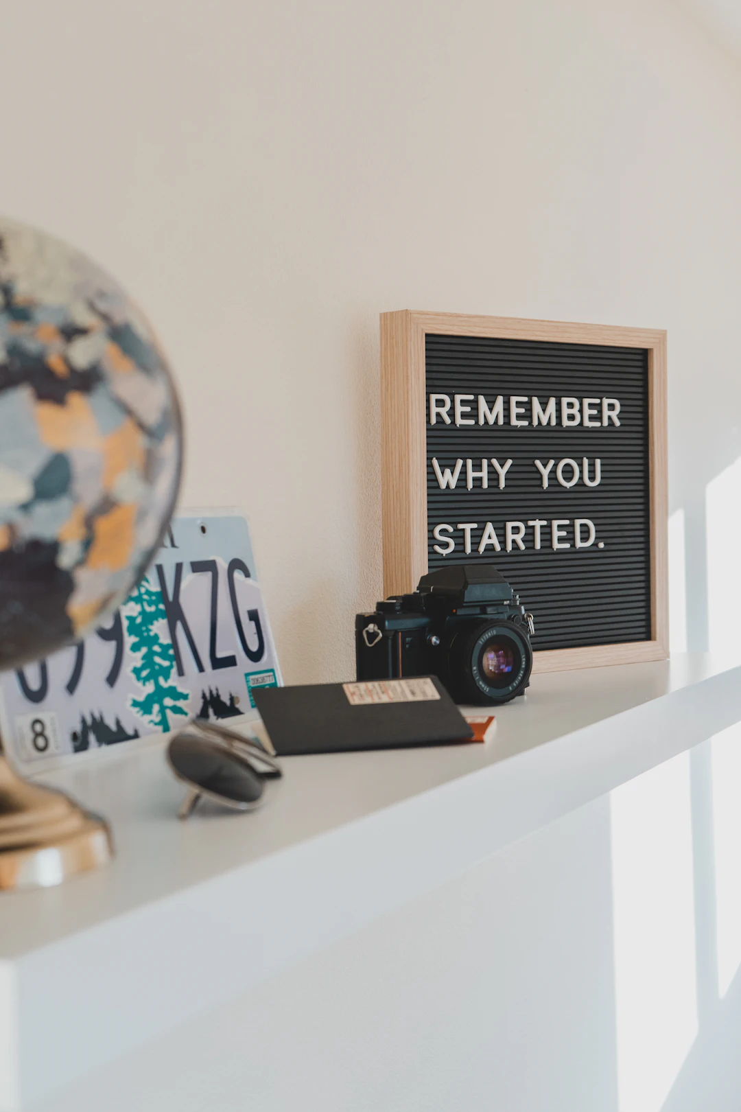 Qoutesa Inspirational Quotes from Famous Authors for Your Heart and Mind ...
