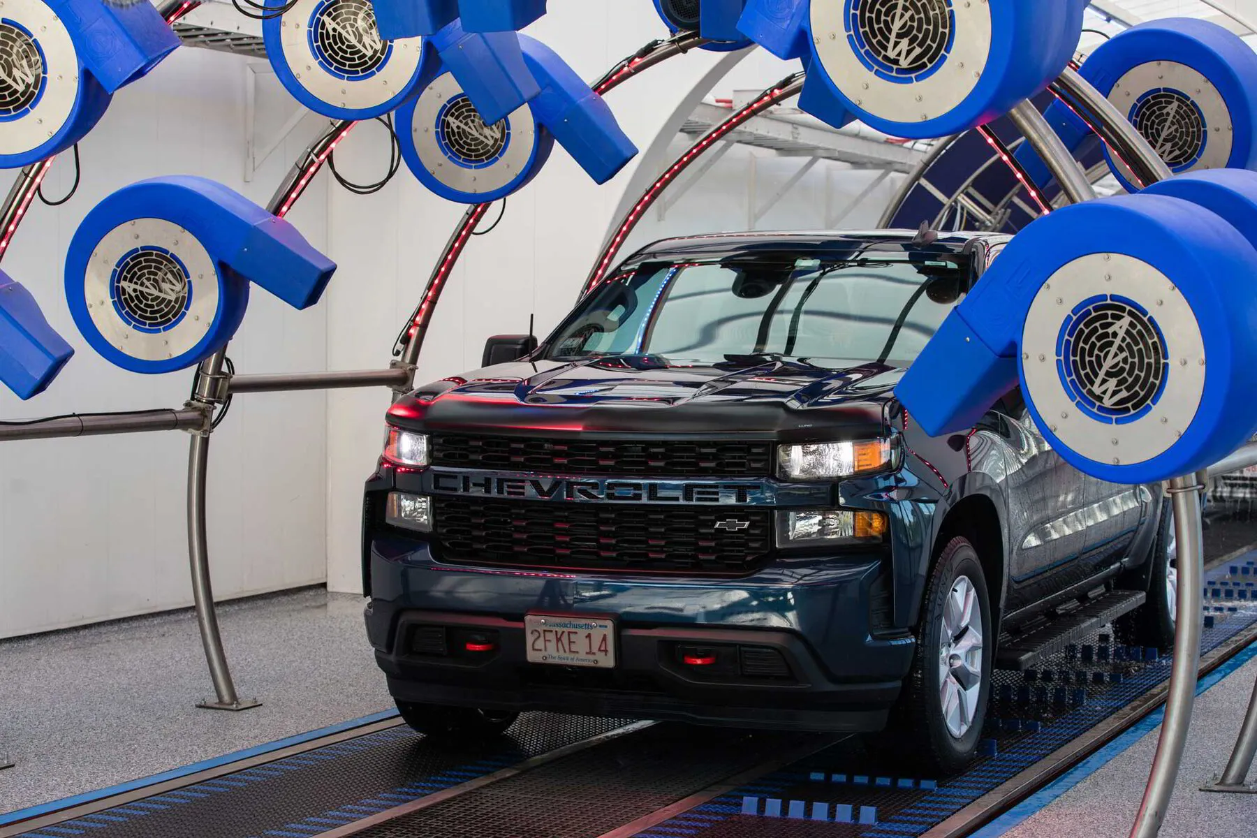 Commercial vehicle drying blower system