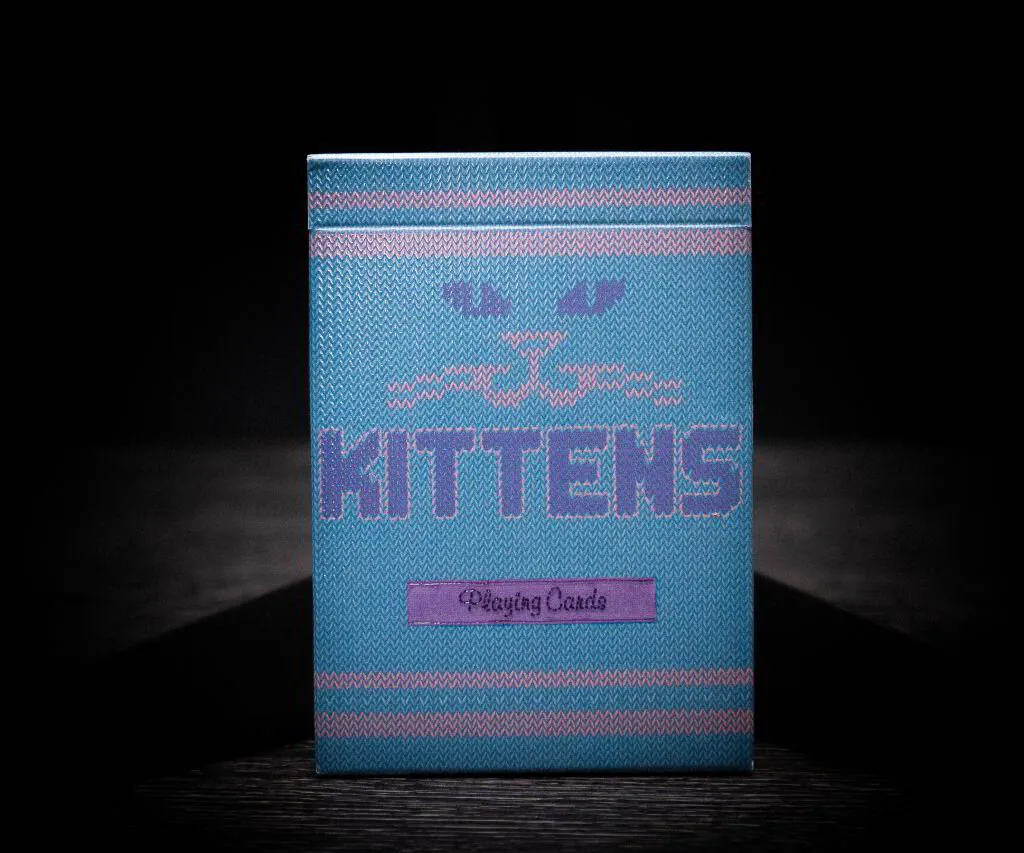 KITTENS PLAYING CARDS