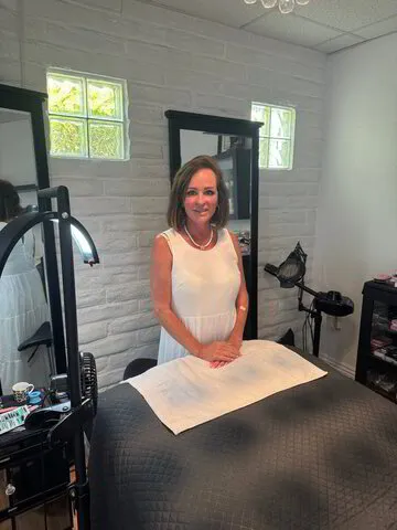 Mon Cherie Lash & Esthetician - Business Photo