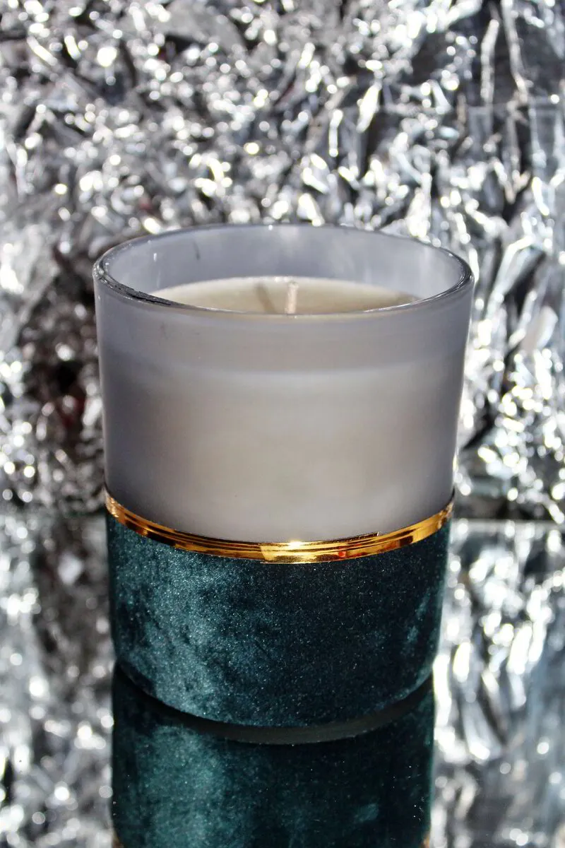 Essential candle "Sapphire" - small