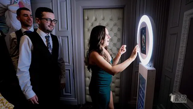 Party Photo Booth Rental | R&R Photobooth Rental