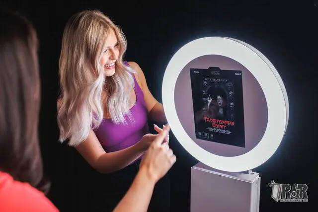 Magazine Photo Booth Rental | R&R Photobooth Rental