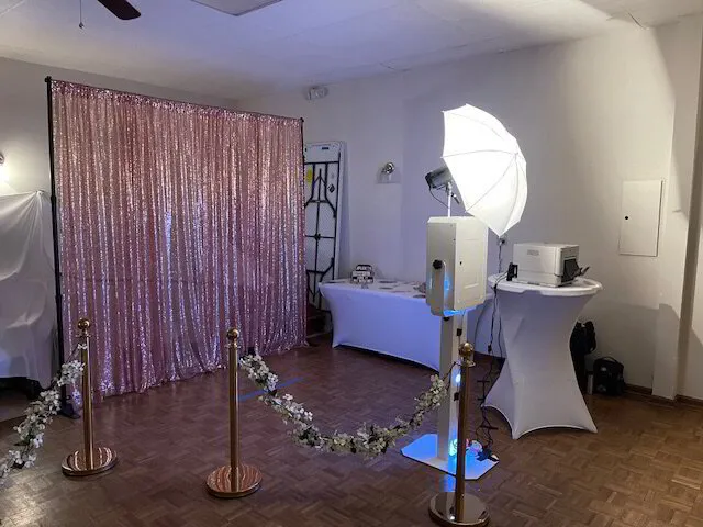 Open Air Photo Booth Rental | R&R Photobooth Rental