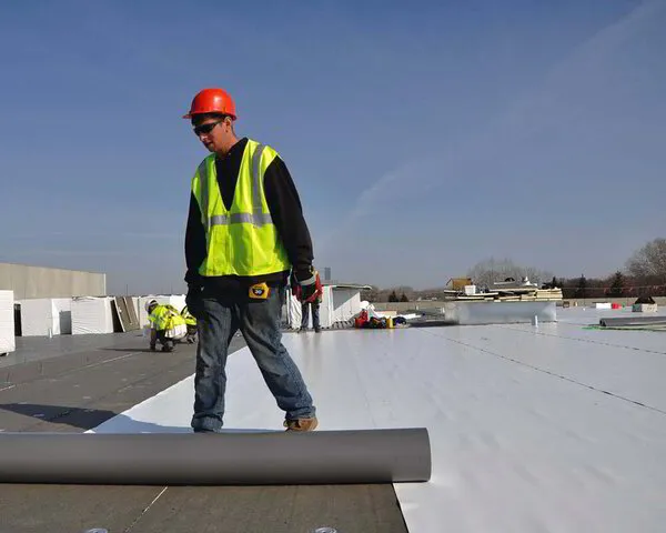 Mast's Top Choice Commercial Roofing in Mentor Ohio Flat Roof Installation