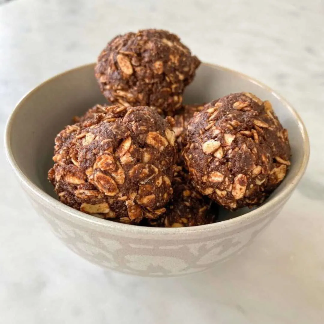 Need a Balanced Morning Snack? Try These Collagen Energy Bites
