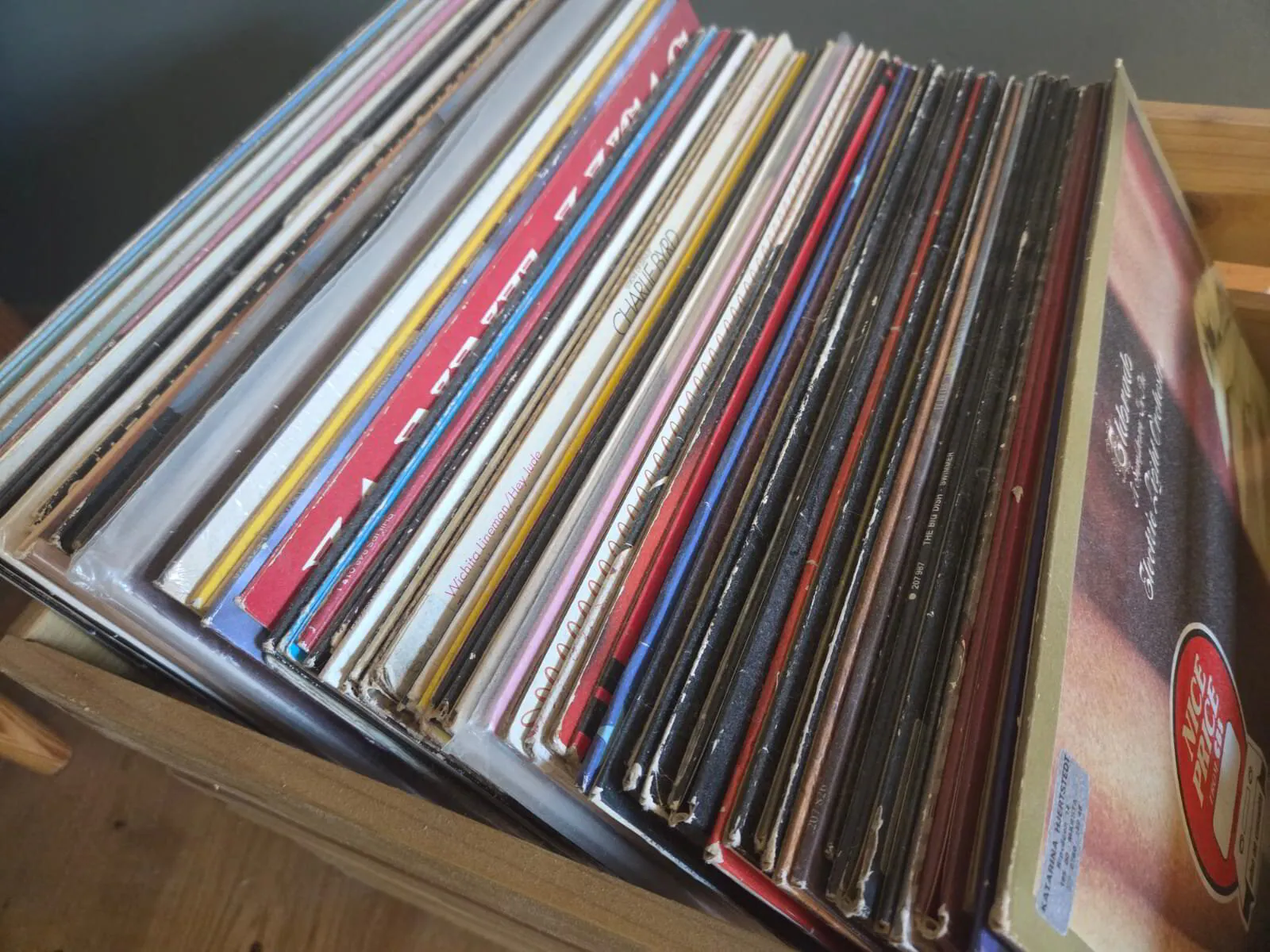 Vinylskivor, LP-skivor i en låda