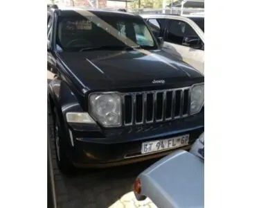 2012 Jeep Cherokee 3.6 Front