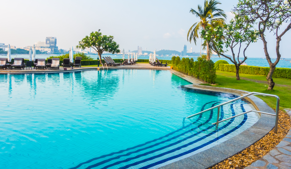 Why You Should Engage a Pool Builder in Albury Before Requesting Quotes