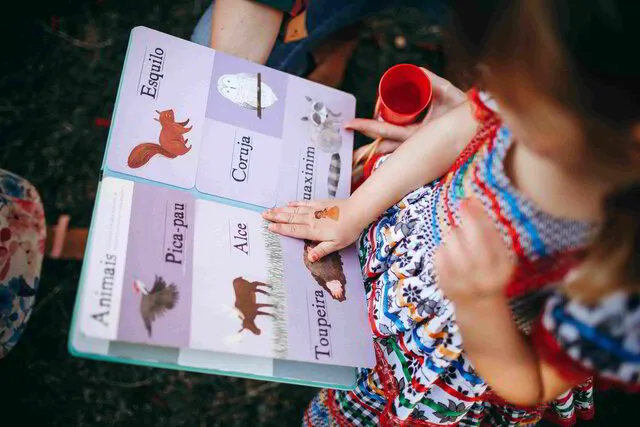 Preschool Kids Learning Chinese